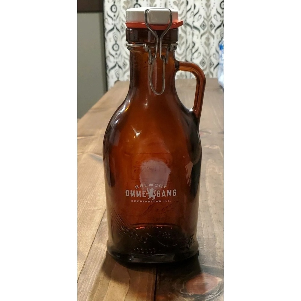 RARE Game of Thrones Brewery Glass Beer Growler - Picture 2 of 6